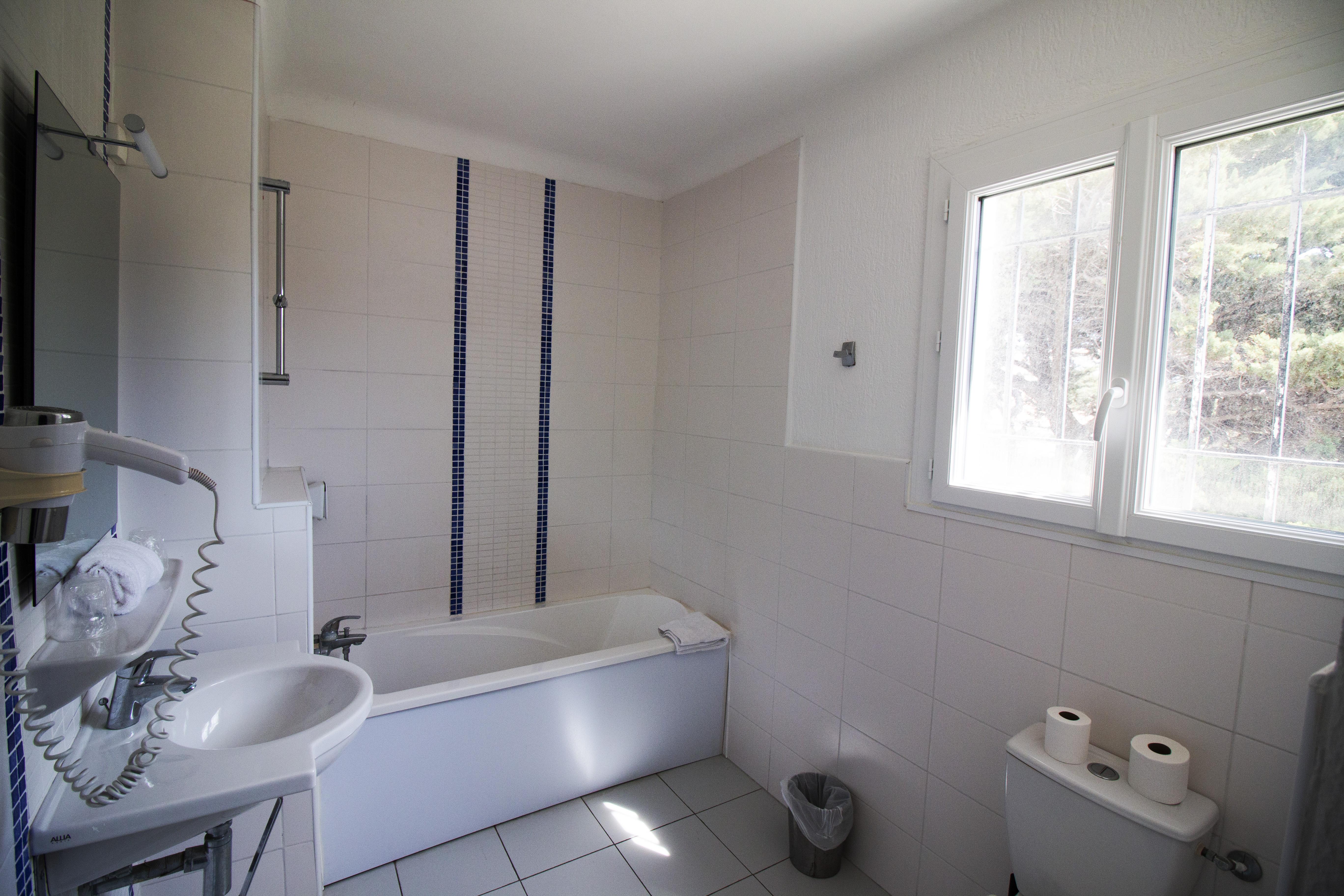 Hôtel Bel Azur Six-Fours-les-Plages Kültér fotó
