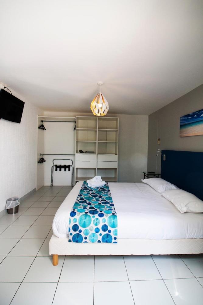 Hôtel Bel Azur Six-Fours-les-Plages Kültér fotó